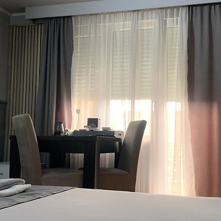 Apartman Daca Podgorica Exteriör bild