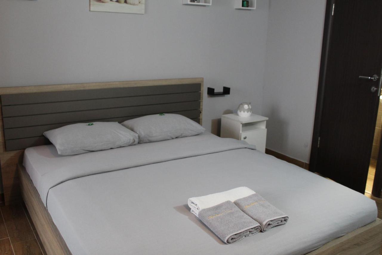 Apartman Daca Podgorica Exteriör bild