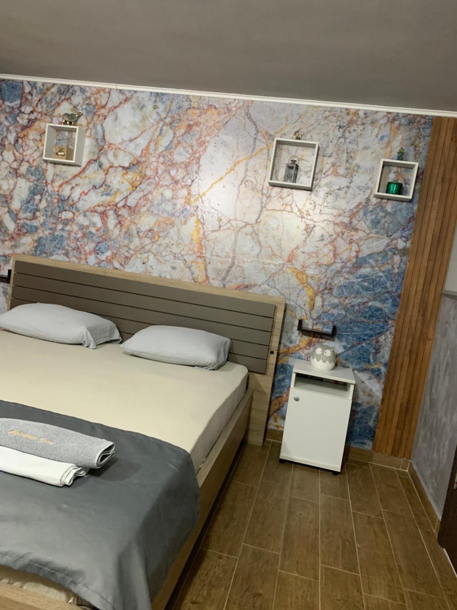 Apartman Daca Podgorica Exteriör bild